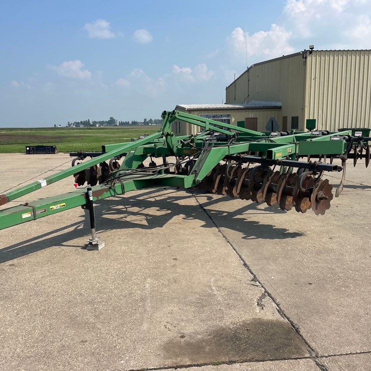 JOHN DEERE 512