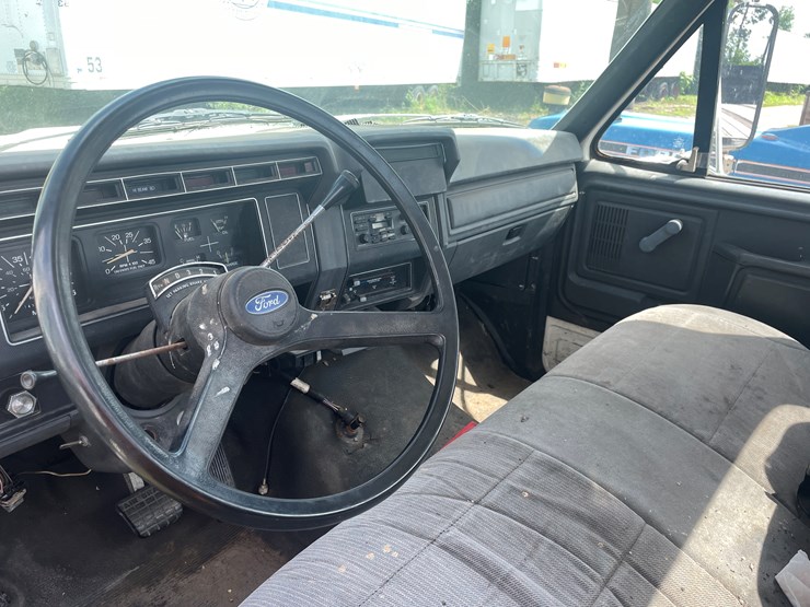 1993-ford-f600-image-27