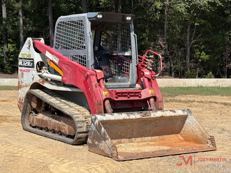 2017-takeuchi-tl12r2-image-1