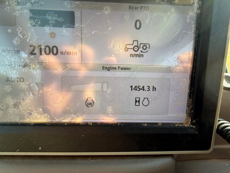 john-deere-6155r-image-30