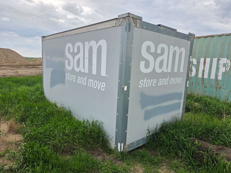 approx-16’-shipping-container,-overhead-door-needs-attention,-*seller-has-#-of-mover-if-needed,-limi-image-8