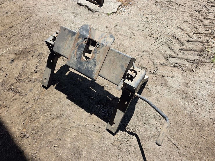 reese-5th-wheel-hitch-image-1