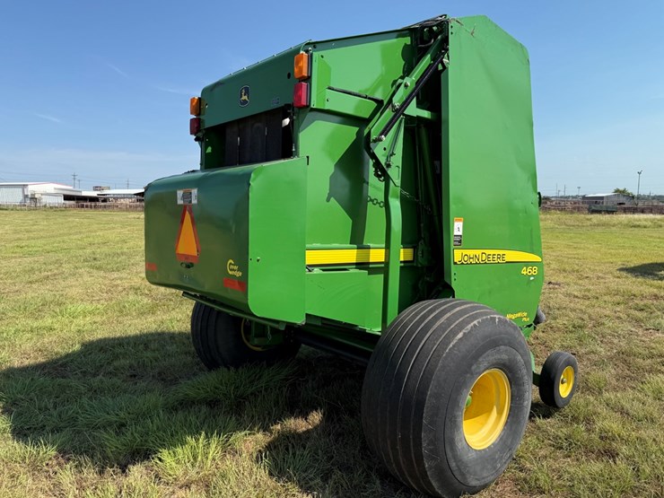 john-deere-468-image-14