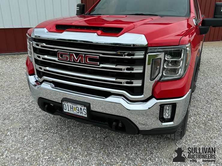 2023-gmc-2500hd-image-9