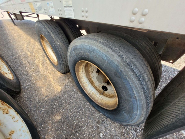 2004-utility-reefer-trailer-image-8