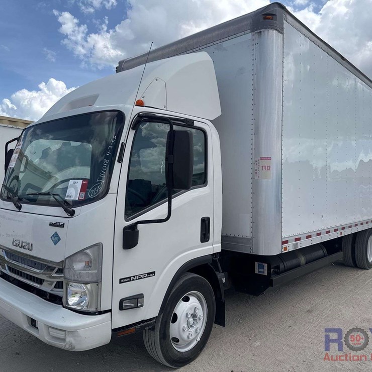 2016 ISUZU NPR