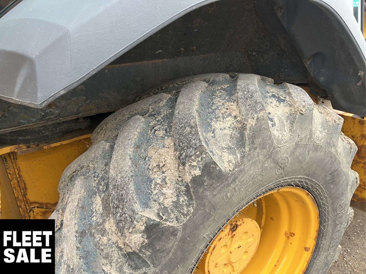 2014-deere-410k-image-14