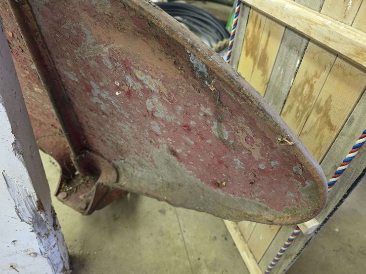 farmall-h-fender-image-4