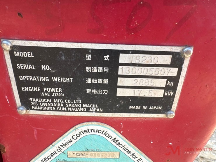2019-takeuchi-tb230-image-23