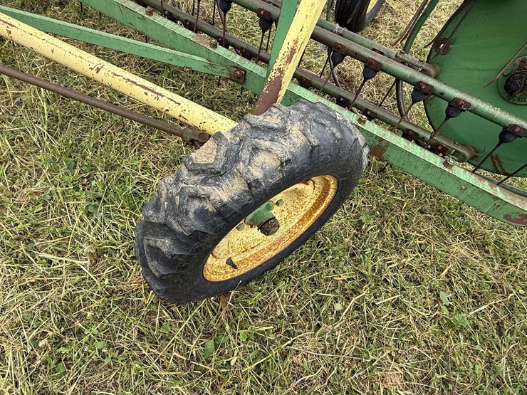 john-deere-640-image-13