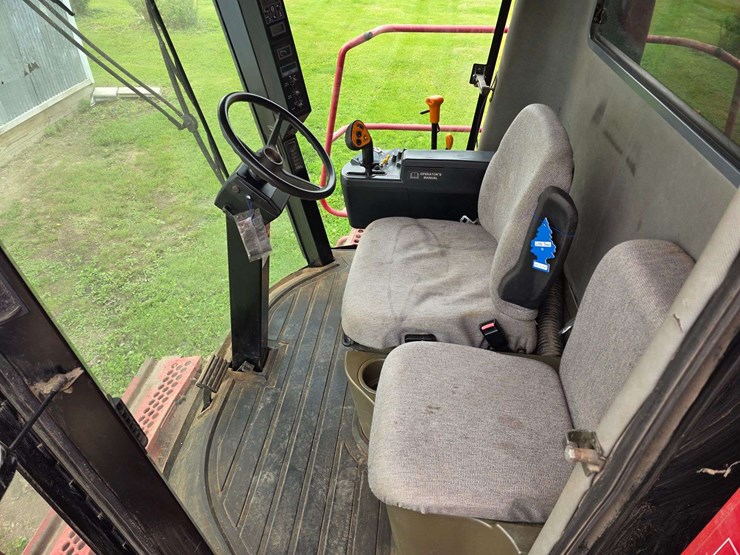 2002-case-ih-2388-image-68