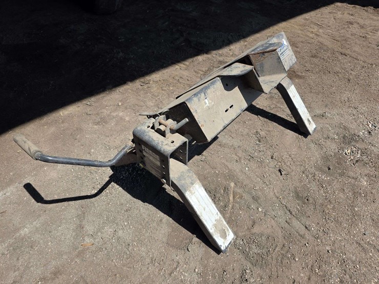 reese-5th-wheel-hitch-image-4
