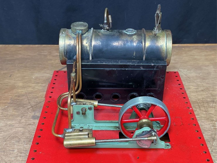 steam-engine-nib-mamod-image-6