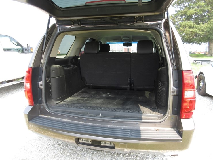 2012-chevy-tahoe-image-6