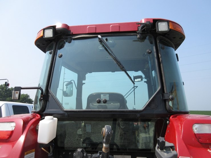 case-ih-farmall-105c-image-10