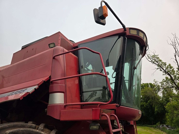 2002-case-ih-2388-image-65