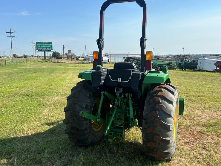 2019-john-deere-4044m-image-6