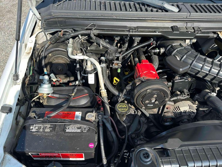 2006-ford-f450-xl-image-27