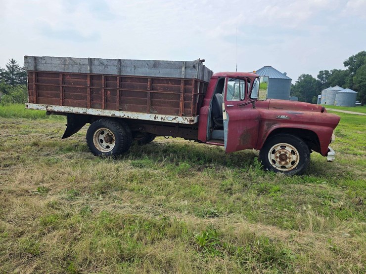 1959-gmc-350-image-9