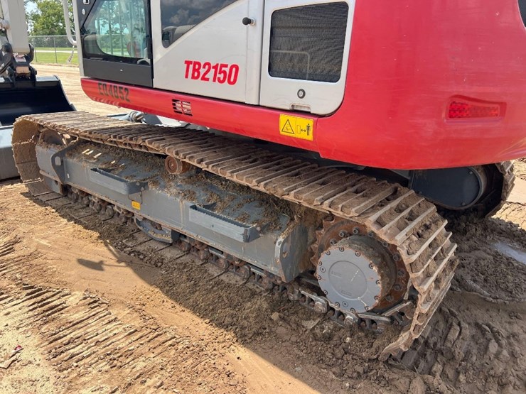 2022-takeuchi-tb2150-image-25