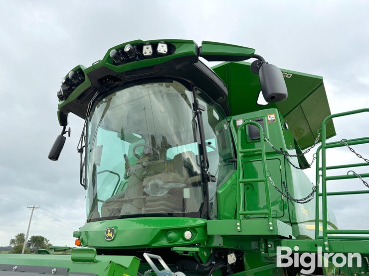 2022-john-deere-s780-image-10