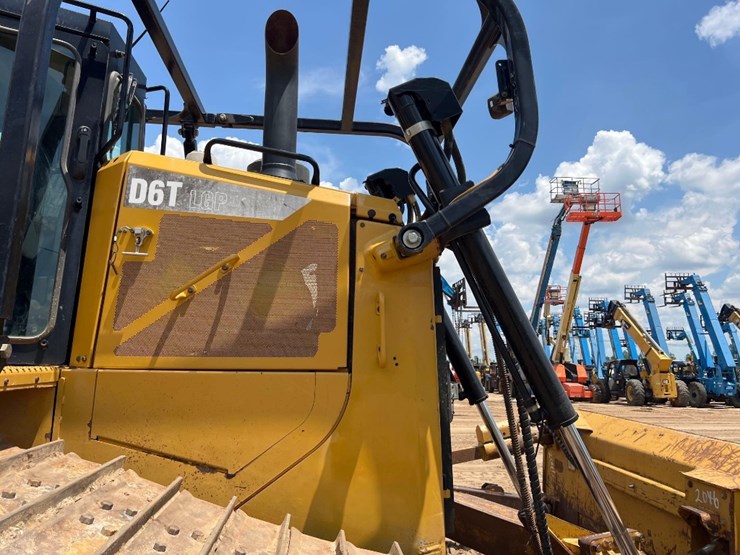 2019-caterpillar-d6t-lgp-image-21