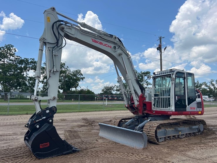 2022-takeuchi-tb2150-image-8