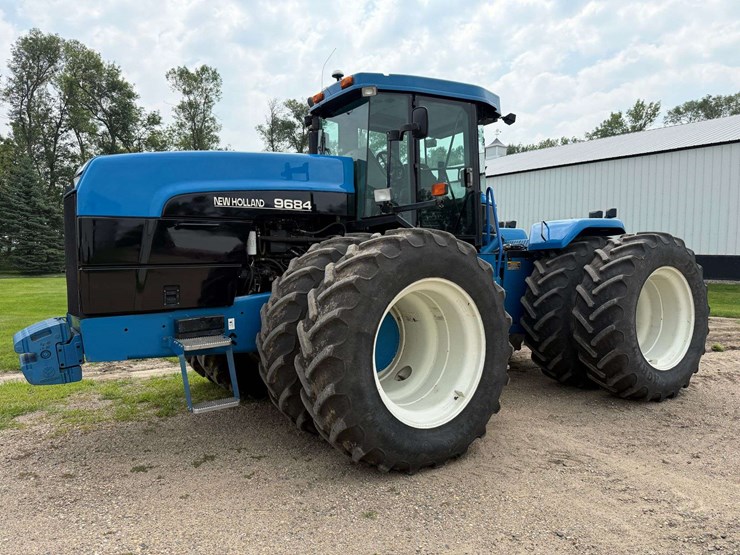 2001-new-holland-9684-image-1