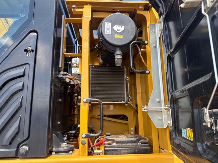 2019-caterpillar-326fl-image-20