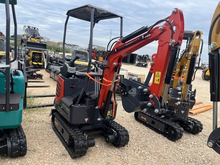 cfg-mx15rx-mini-excavator-image-1
