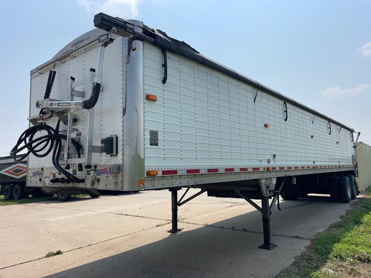 2014-wilson-grain-trailer-image-2