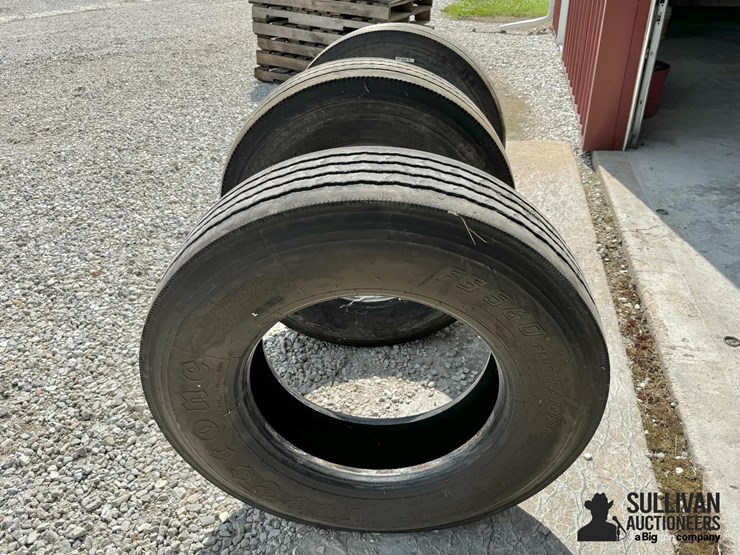 22.5”-truck-tires-image-8