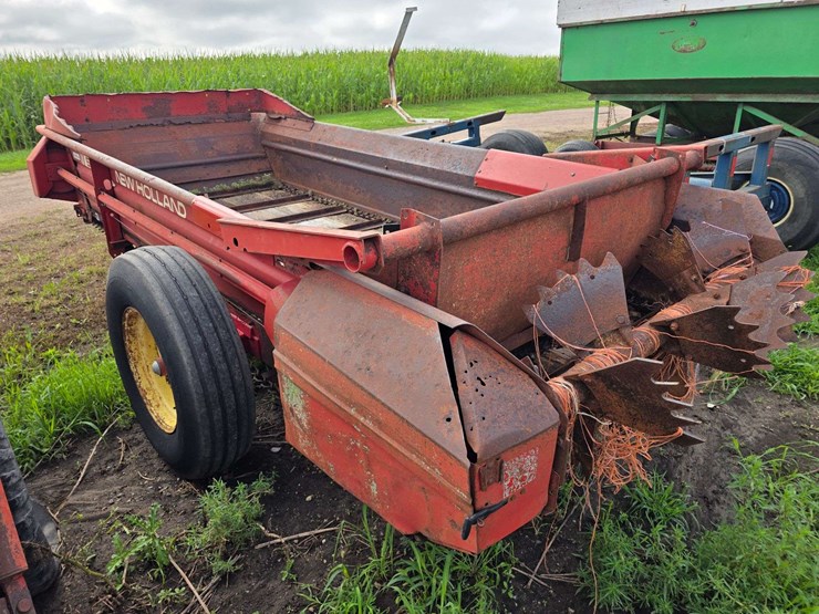 new-holland-520-image-14