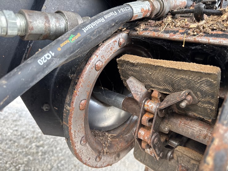 massey-ferguson-8780xp-image-16