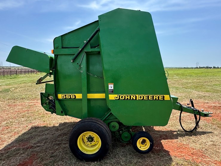1998-john-deere-566-image-10