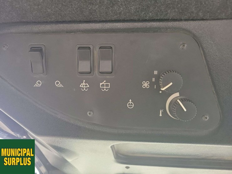 john-deere-1545-image-14