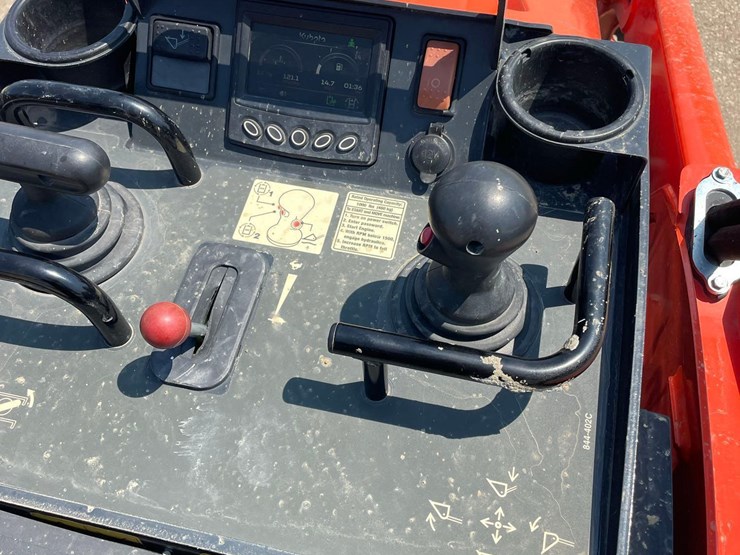 kubota-scl1000-image-27