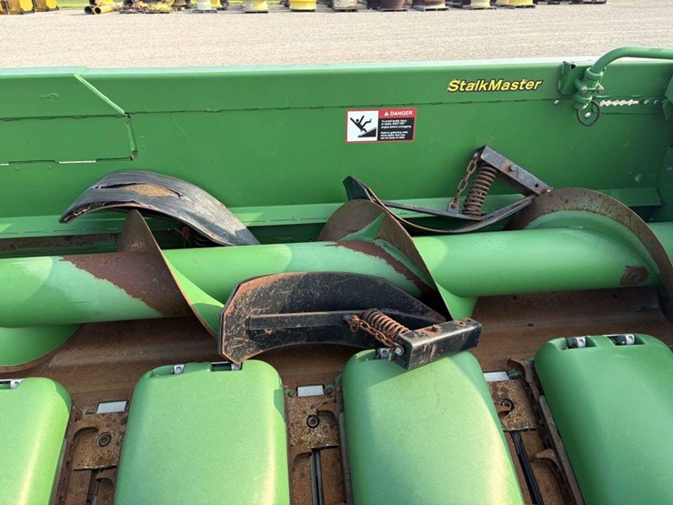 john-deere-612c-image-11