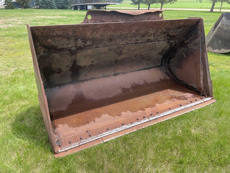 volvo-98"-payloader-bucket-image-1