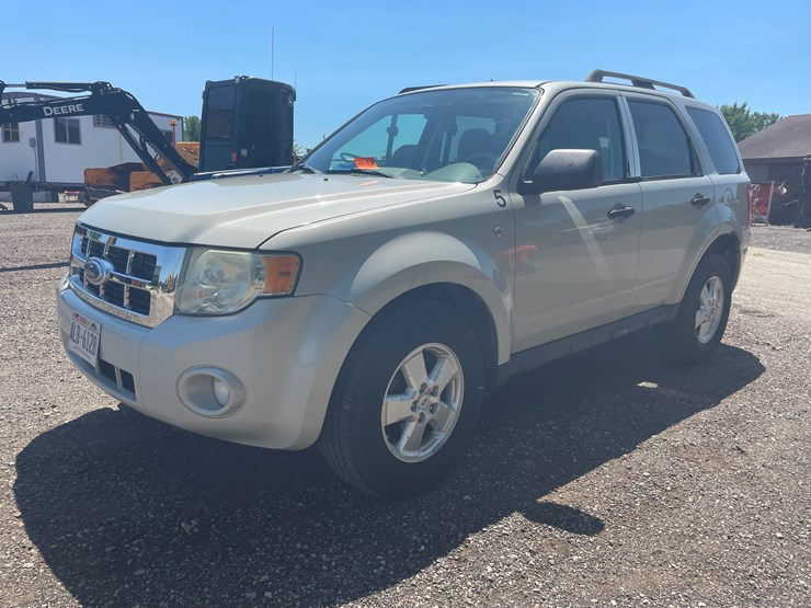 2007-ford-escape-image-1