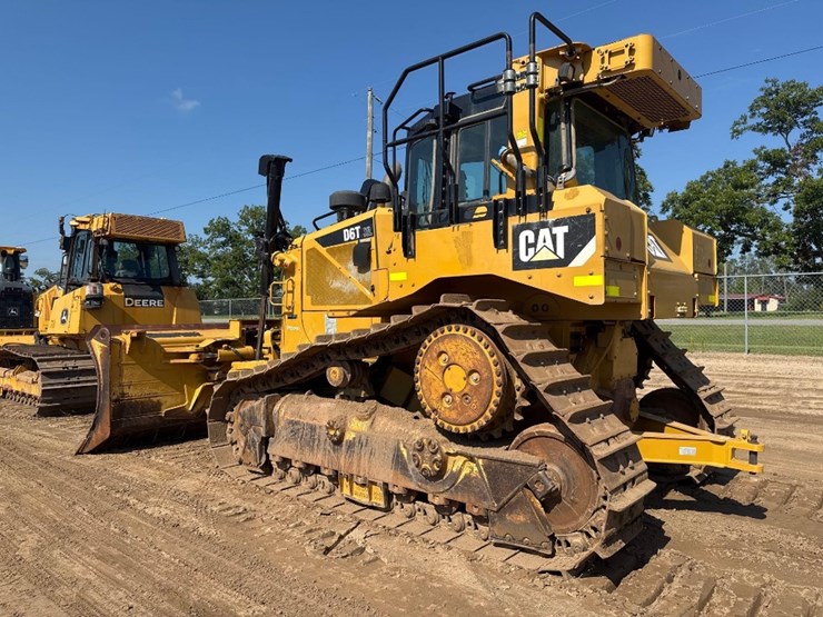 caterpillar-d6t-xl-image-8
