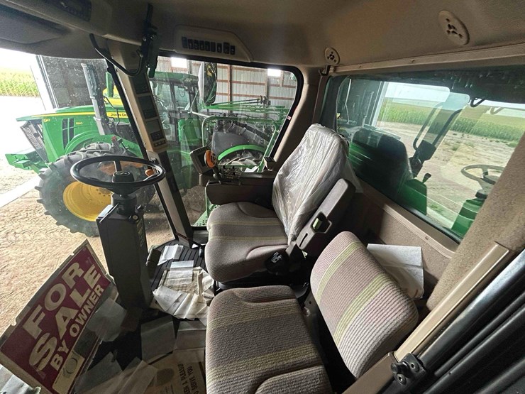 2011-john-deere-9770-sts-image-38
