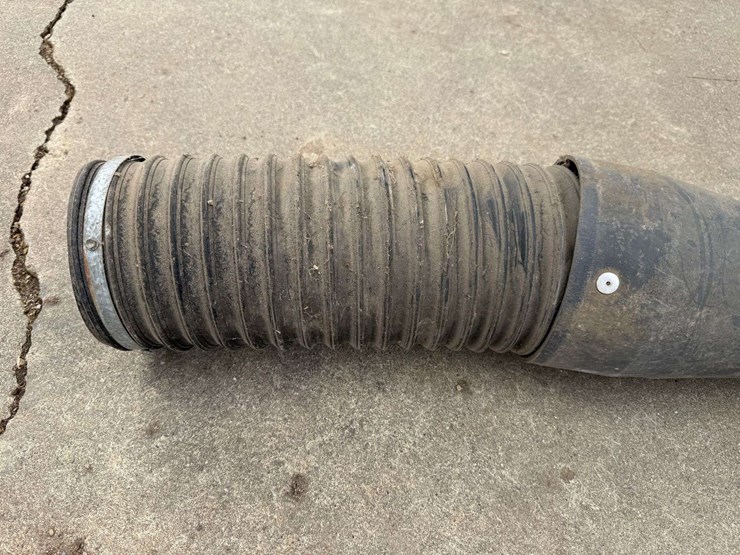 14’-telescoping-end-spout-for-seed-conveyor-image-3