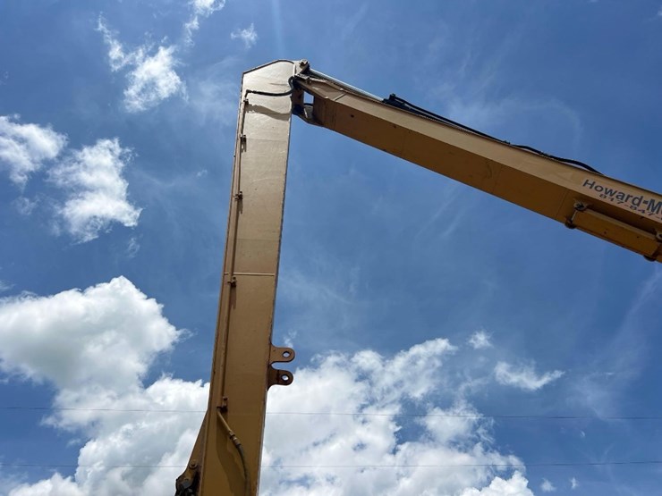 2015-caterpillar-326fl-image-13
