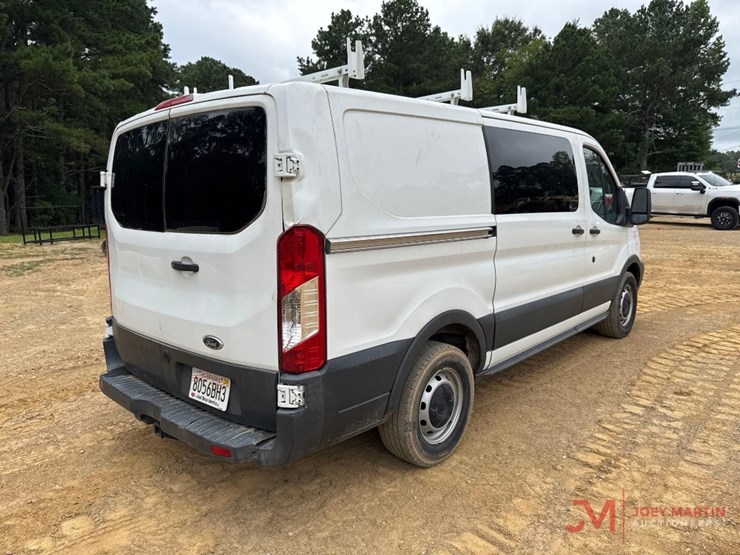 2018-ford-transit-image-2