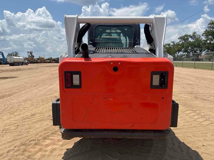 2022-bobcat-t595-image-7