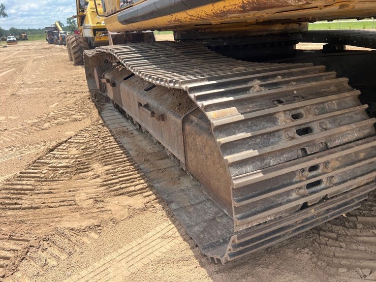 2006-caterpillar-330dl-image-32