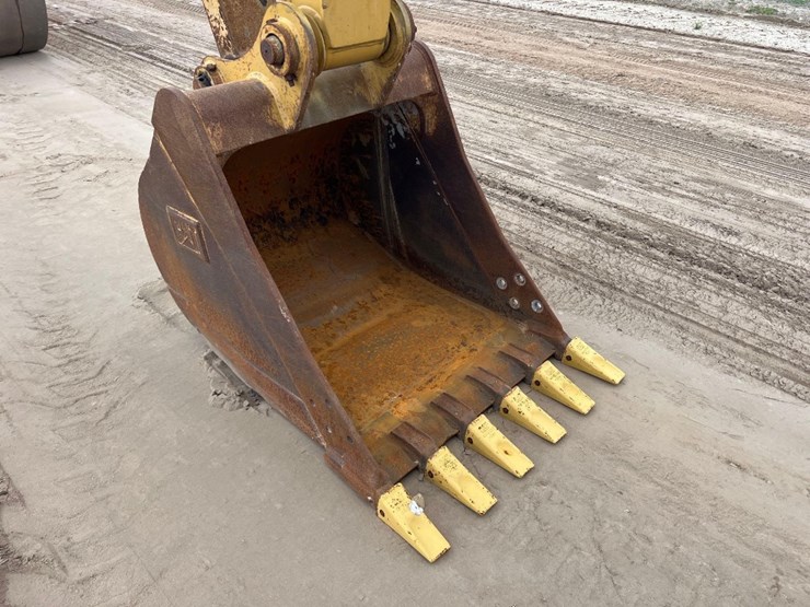 caterpillar-315fl-image-21