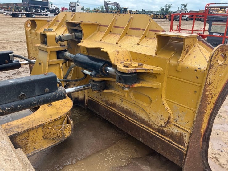 2015-caterpillar-d6k2-xl-image-17