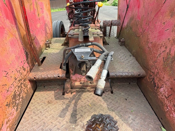 massey-harris-55-image-18